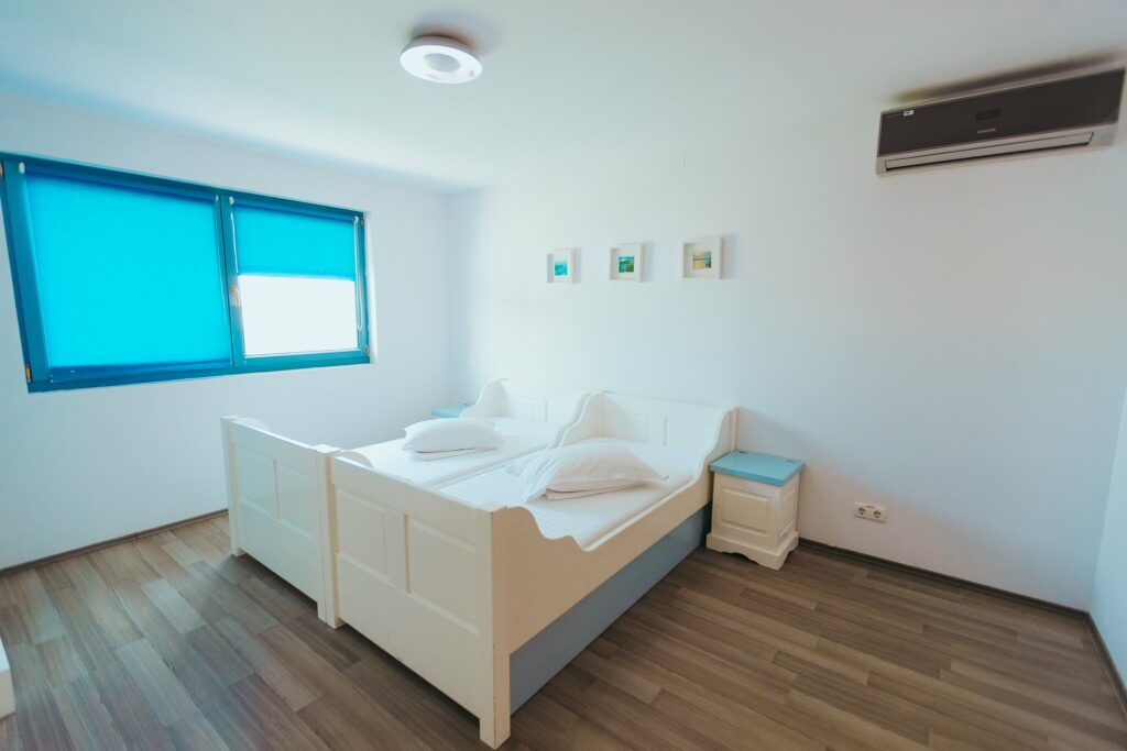 Pike Inn - Cazare Delta Dunarii cu piscina, Cazare dunavatul de jos